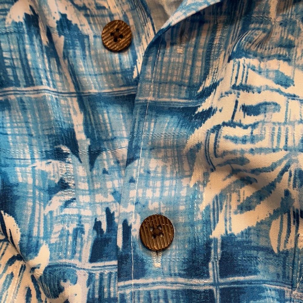 Caribbean palm leaf button up shirt - Picture 3 of 4